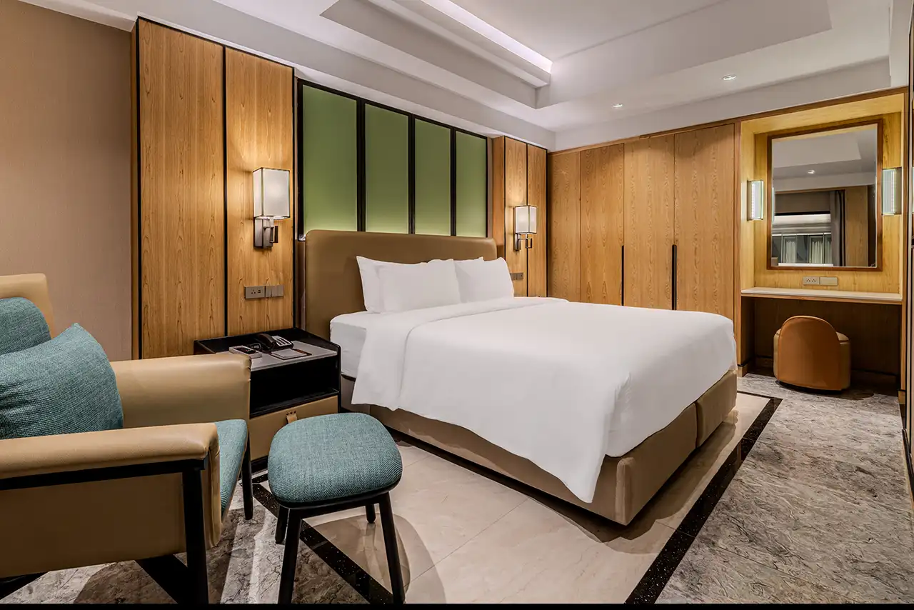 Grand Family Connecting Suite
