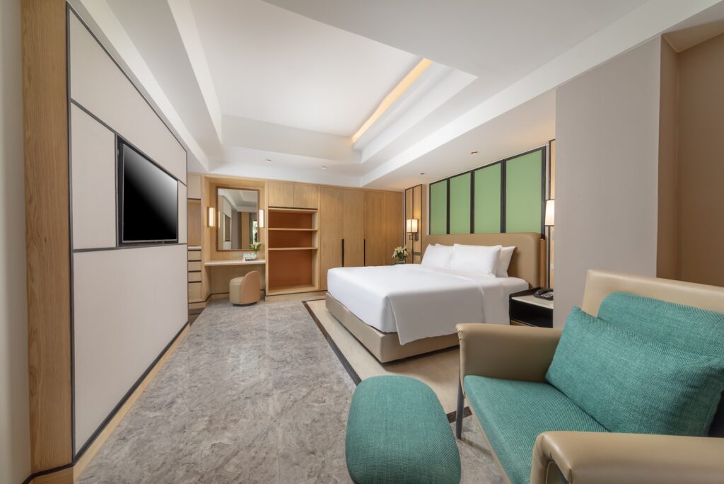 Grand Family Connecting Suite