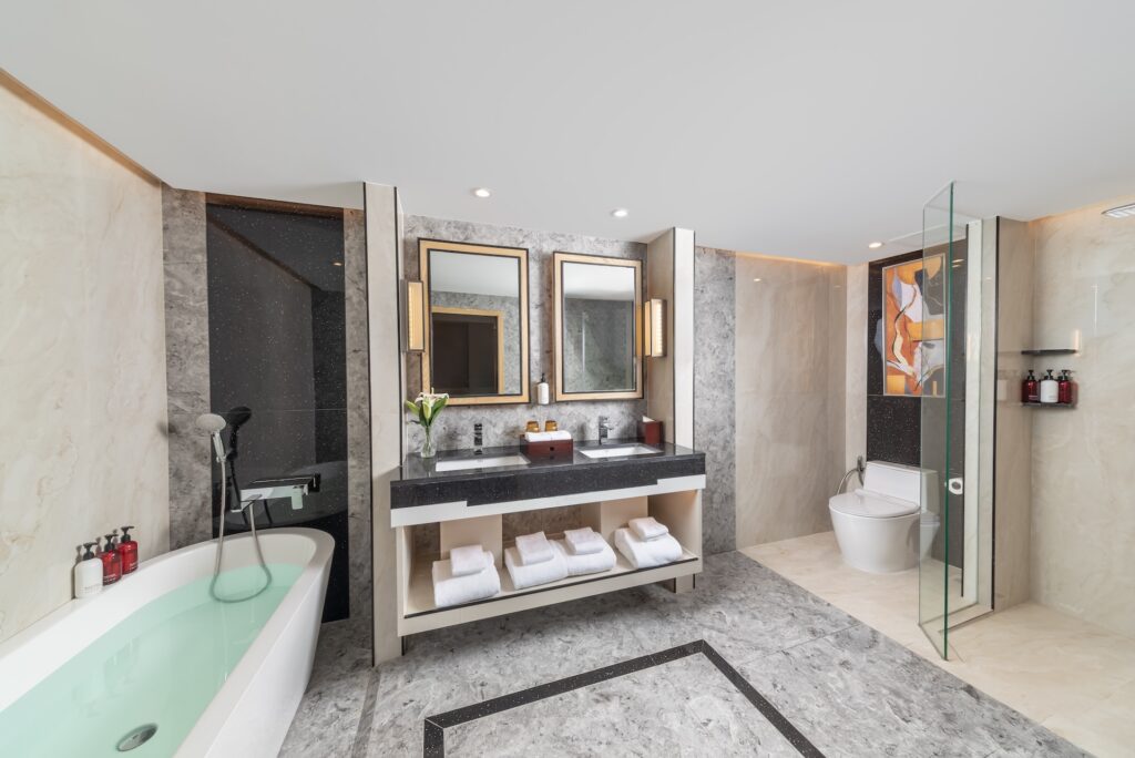 One-Bedroom Premier Corner Suite
