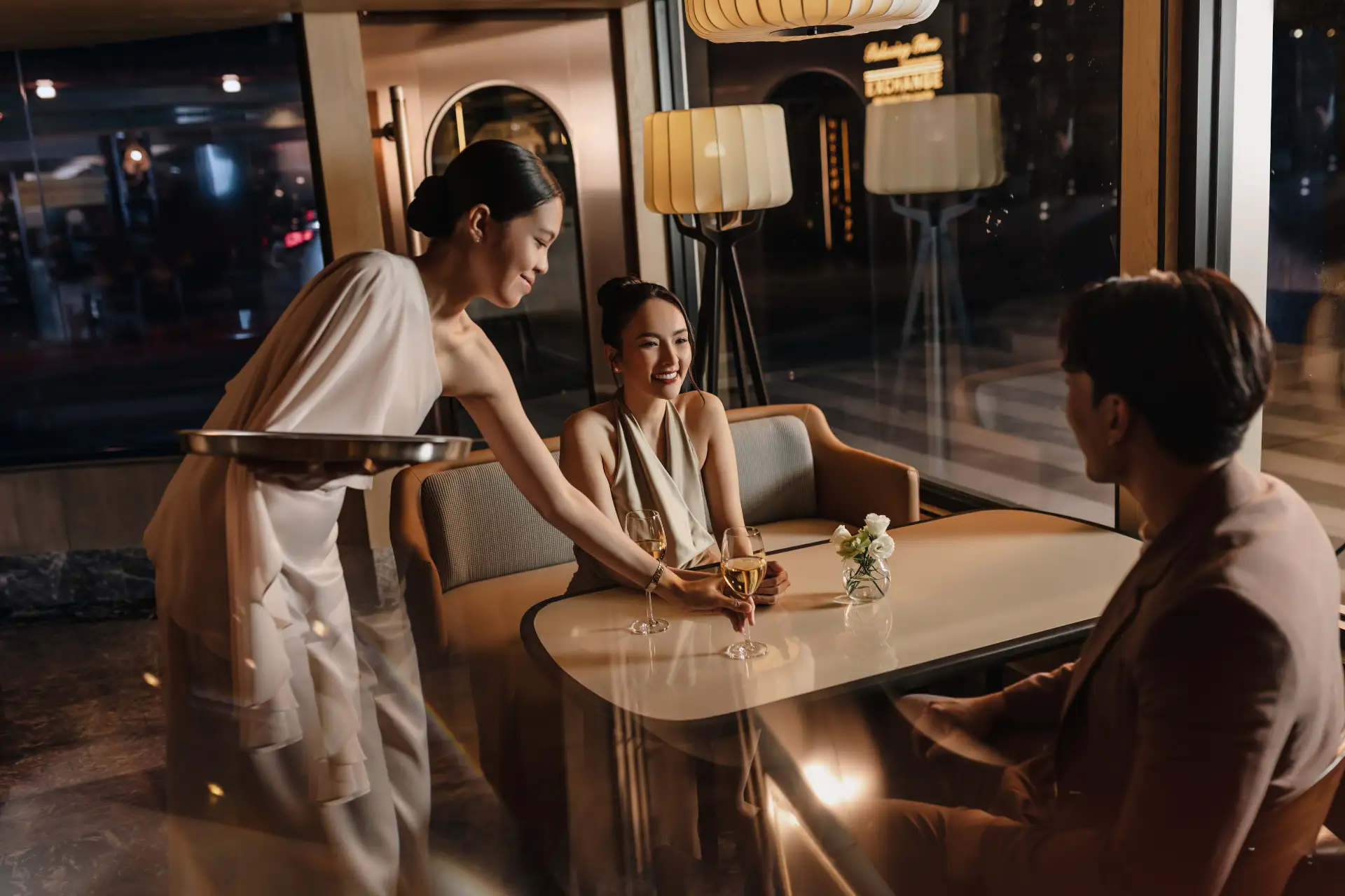 Savan Lounge